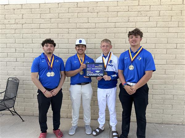 Panther golf team takes 1st place!